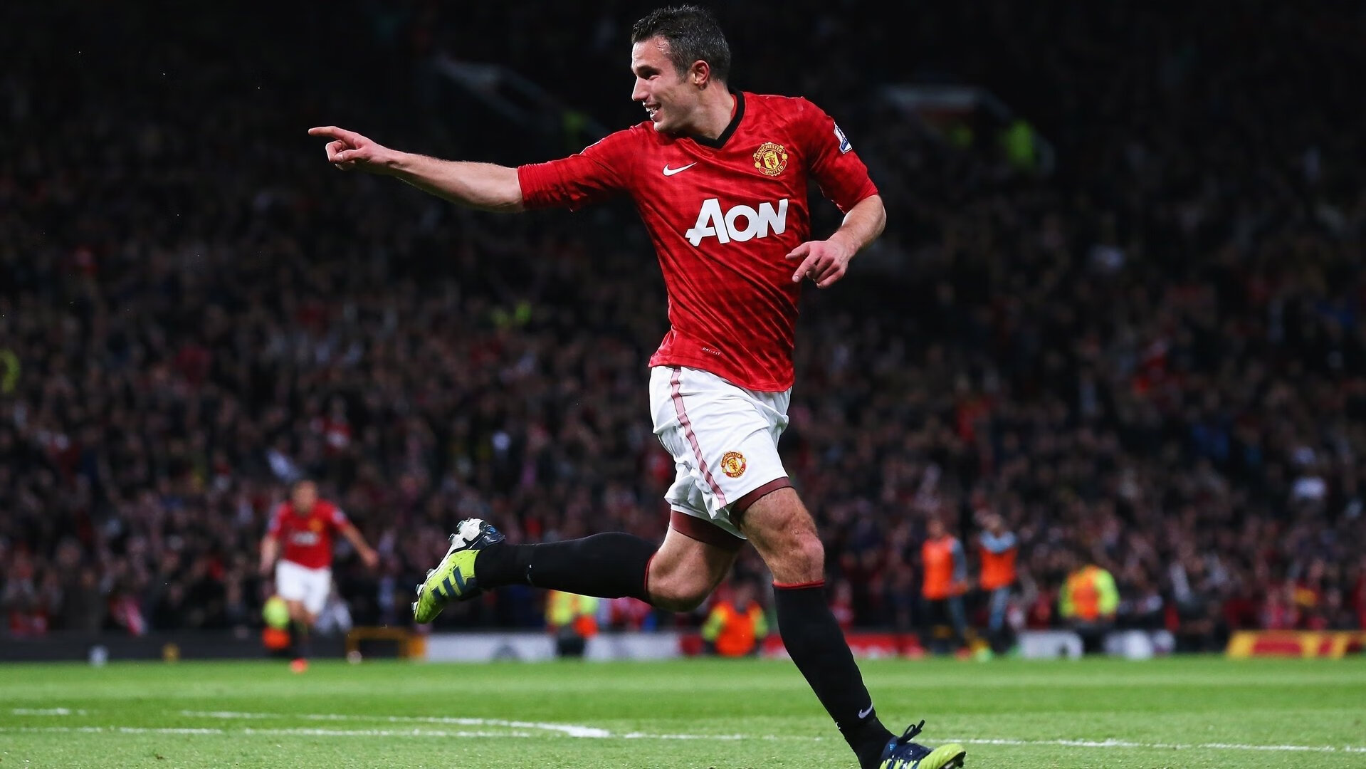 世界杯衍生品销售火爆 限量版球鞋和球衣成收藏焦点